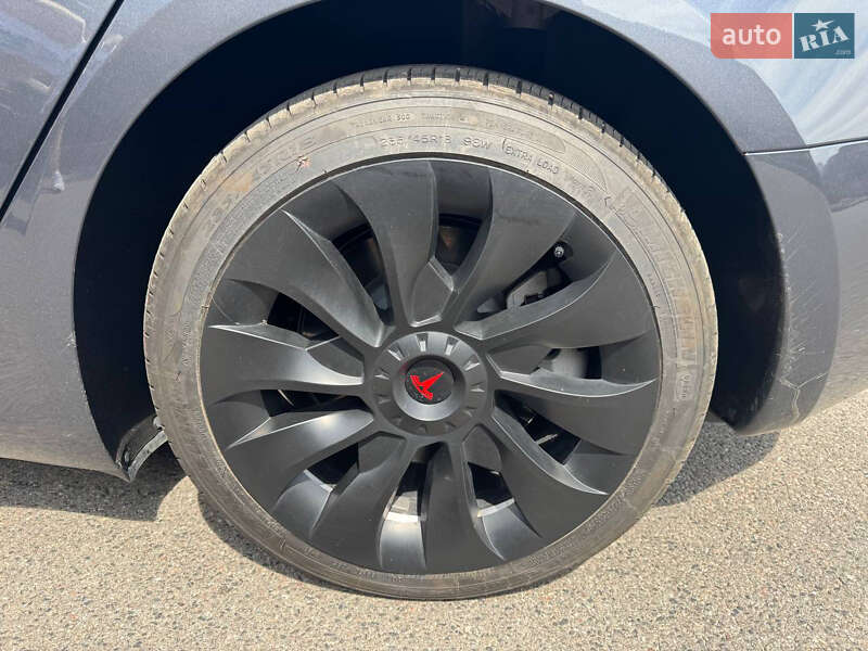 Седан Tesla Model 3 2023 в Полтаві фото 10 Седан Tesla Model 3 2023 в Полтаві