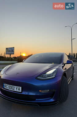 Седан Tesla Model 3 2018 в 