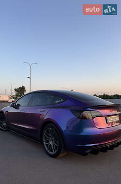 Седан Tesla Model 3 2018 в 