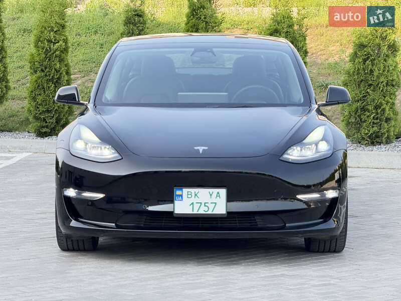 Седан Tesla Model 3 2022 в Ровно фото 2 Седан Tesla Model 3 2022 в Ровно