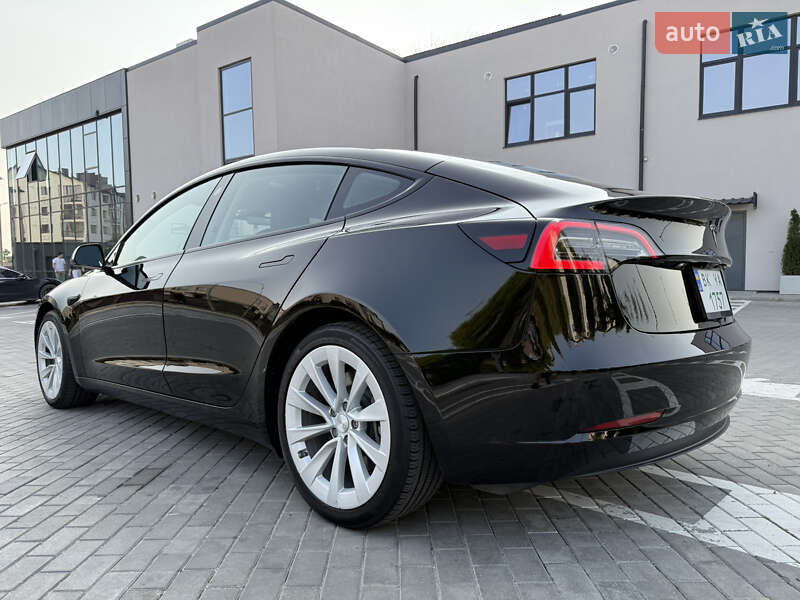 Седан Tesla Model 3 2022 в Ровно фото 14 Седан Tesla Model 3 2022 в Ровно