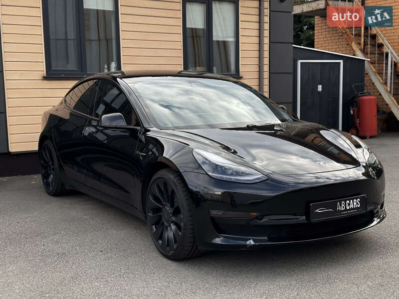 Седан Tesla Model 3 2021 в Киеве фото 24 Седан Tesla Model 3 2021 в Киеве