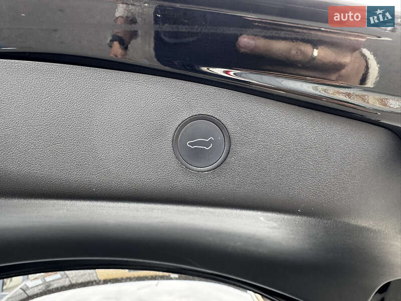 Седан Tesla Model 3 2021 в Киеве фото 36 Седан Tesla Model 3 2021 в Киеве