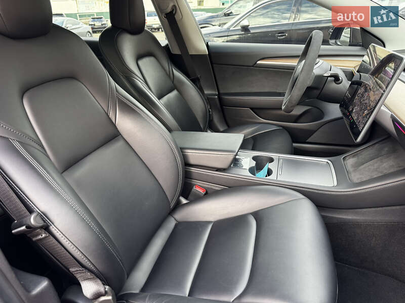 Седан Tesla Model 3 2021 в Киеве фото 56 Седан Tesla Model 3 2021 в Киеве