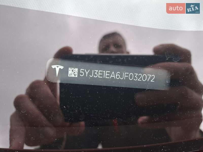 Седан Tesla Model 3 2018 в Харькове