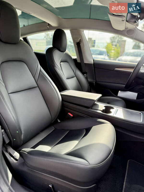 Седан Tesla Model 3 2022 в Виннице фото 23 Седан Tesla Model 3 2022 в Виннице
