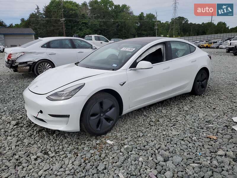 Седан Tesla Model 3 2018 в 