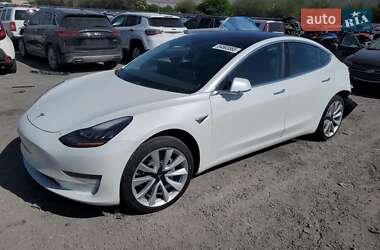 Tesla Model 3 2019