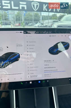 Седан Tesla Model 3 2019 в 
