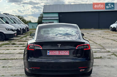 Седан Tesla Model 3 2018 в 