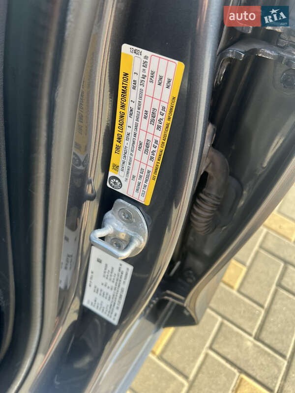 Седан Tesla Model 3 2021 в Виннице фото 13 Седан Tesla Model 3 2021 в Виннице