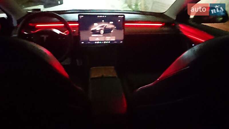 Седан Tesla Model 3 2022 в Ивано-Франковске фото 27 Седан Tesla Model 3 2022 в Ивано-Франковске