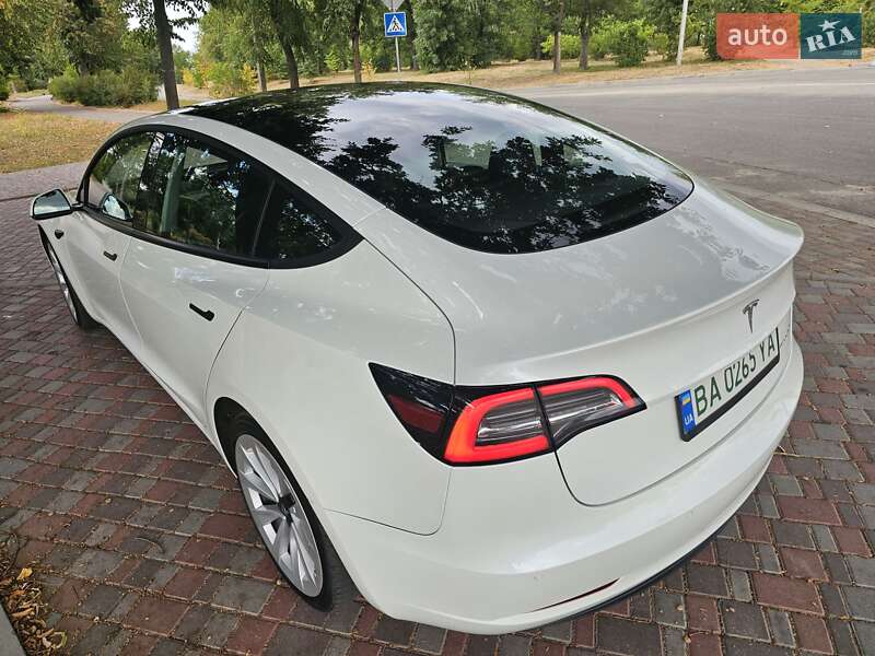 Седан Tesla Model 3 2021 в Кропивницком фото 28 Седан Tesla Model 3 2021 в Кропивницком
