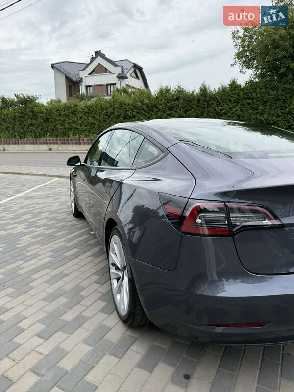 Седан Tesla Model 3 2021 в Луцке фото 20 Седан Tesla Model 3 2021 в Луцке