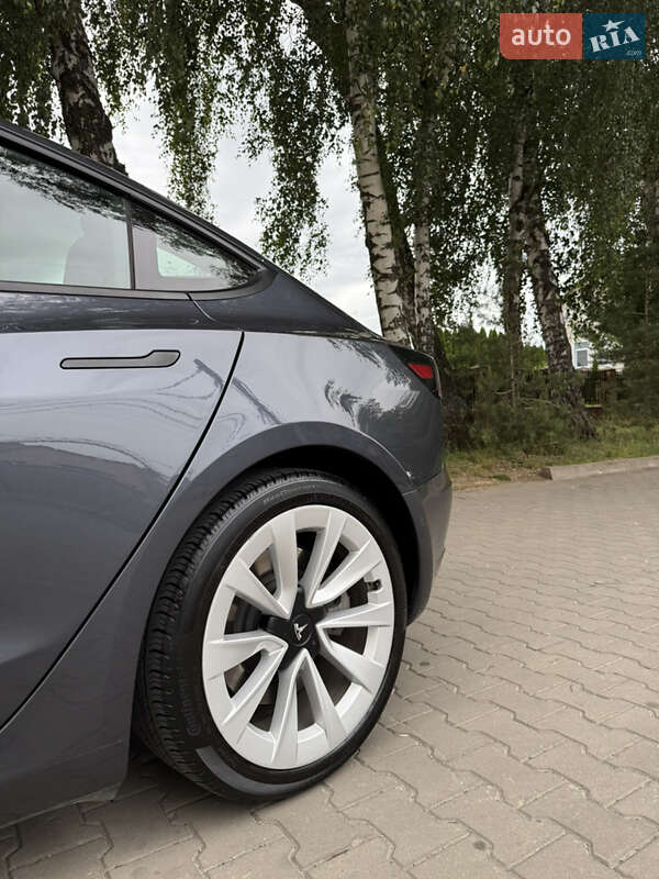 Седан Tesla Model 3 2021 в Луцке фото 30 Седан Tesla Model 3 2021 в Луцке