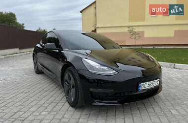 Седан Tesla Model 3 2019 в 