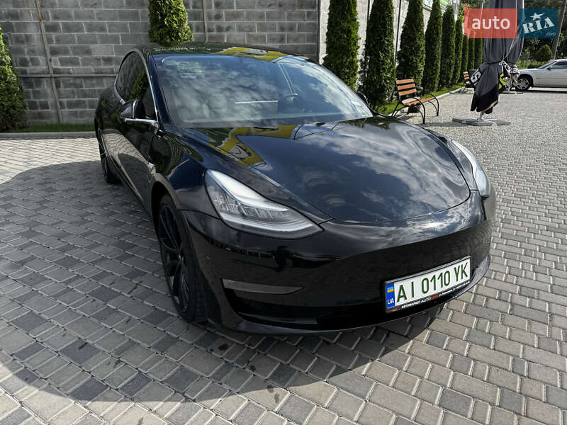 Tesla Model 3 2019