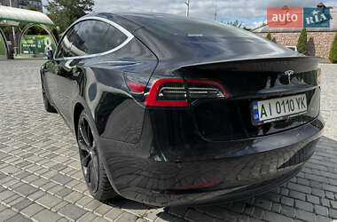 Седан Tesla Model 3 2019 в 