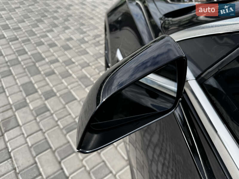 Седан Tesla Model 3 2019 в Кропивницькому