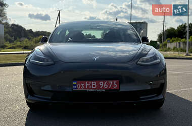 Седан Tesla Model 3 2019 в 