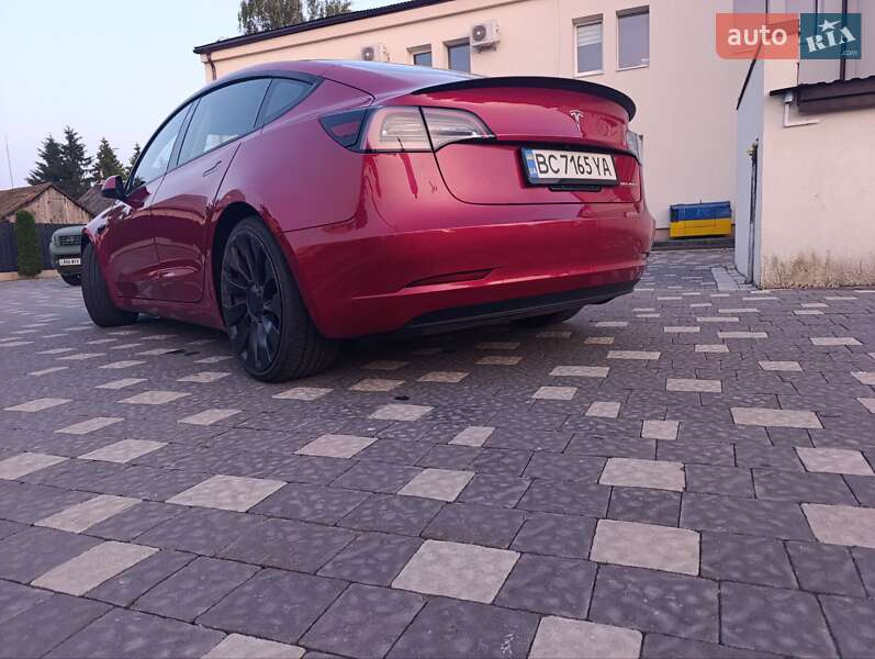 Седан Tesla Model 3 2021 в Львове фото 28 Седан Tesla Model 3 2021 в Львове