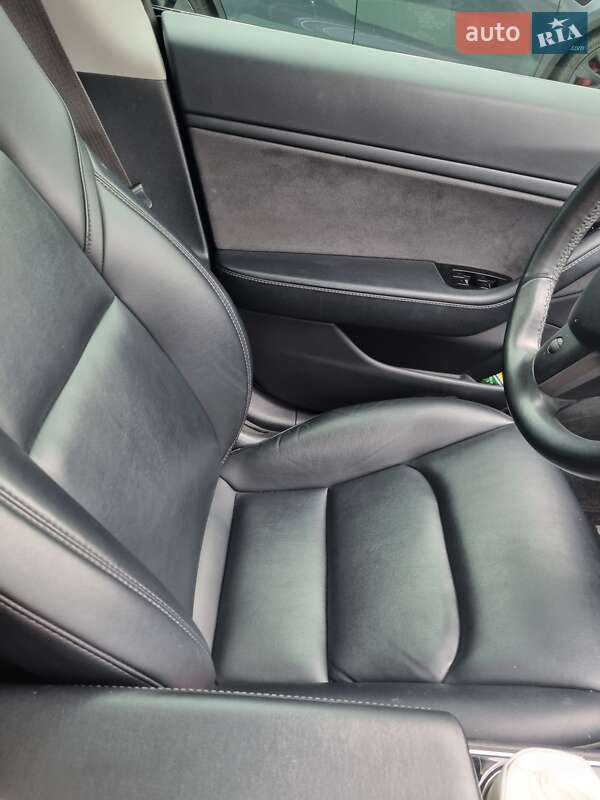 Седан Tesla Model 3 2018 в Полтаве