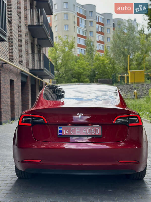 Седан Tesla Model 3 2018 в Хмельницком