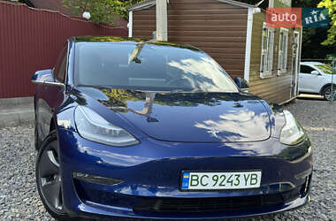 Седан Tesla Model 3 2019 в 
