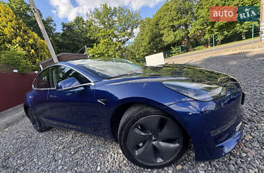 Седан Tesla Model 3 2019 в 