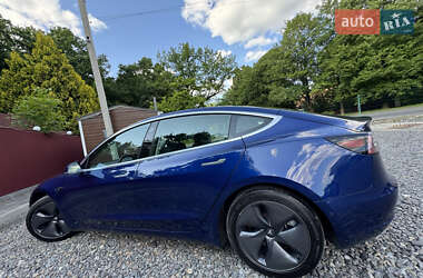 Седан Tesla Model 3 2019 в 