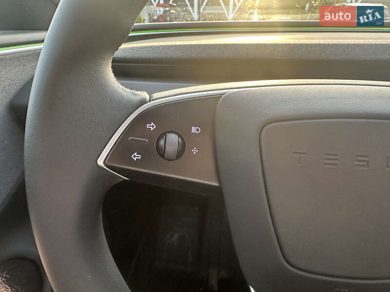 Седан Tesla Model 3 2024 в Хмельницком