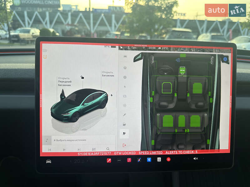Седан Tesla Model 3 2024 в Хмельницком