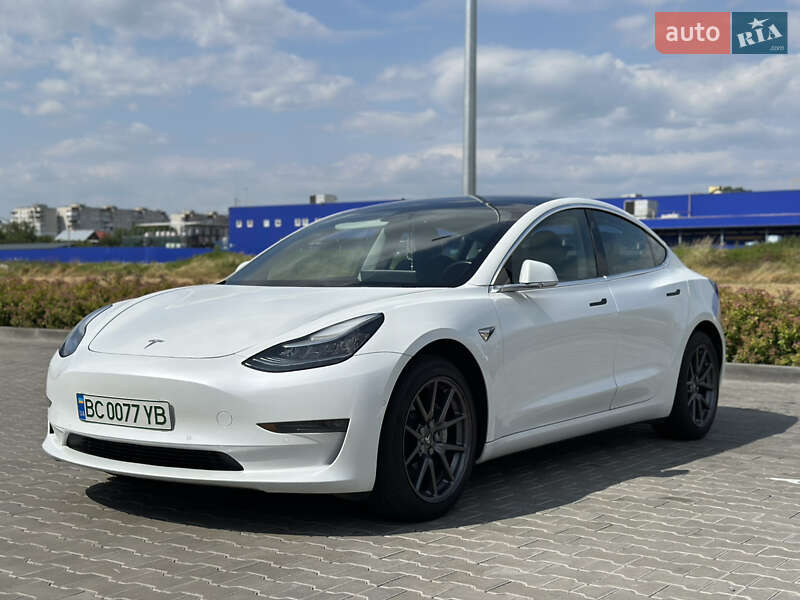 Седан Tesla Model 3 2019 в Львове фото Седан Tesla Model 3 2019 в Львове