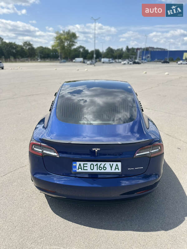 Седан Tesla Model 3 2019 в Днепре