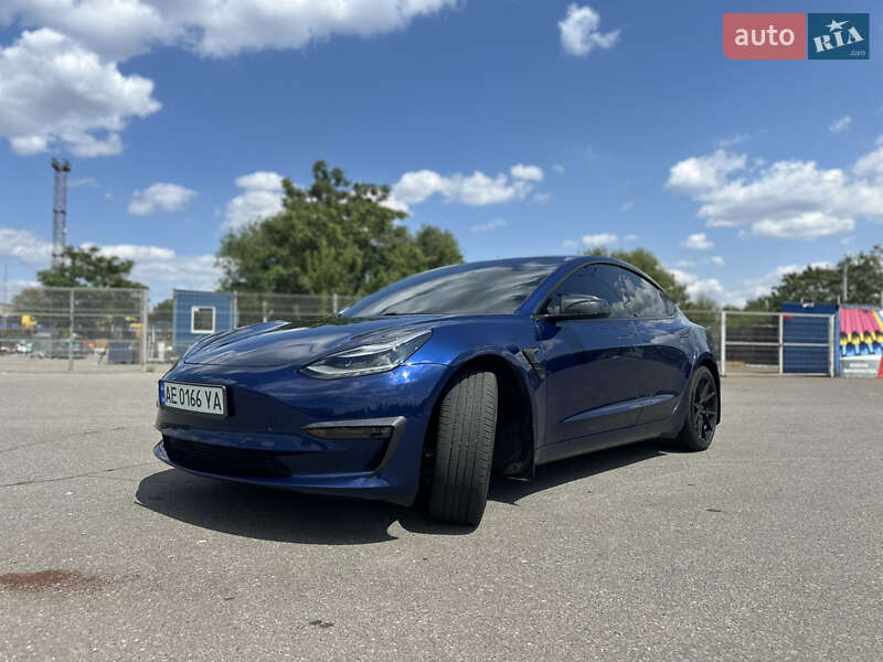 Седан Tesla Model 3 2019 в Днепре