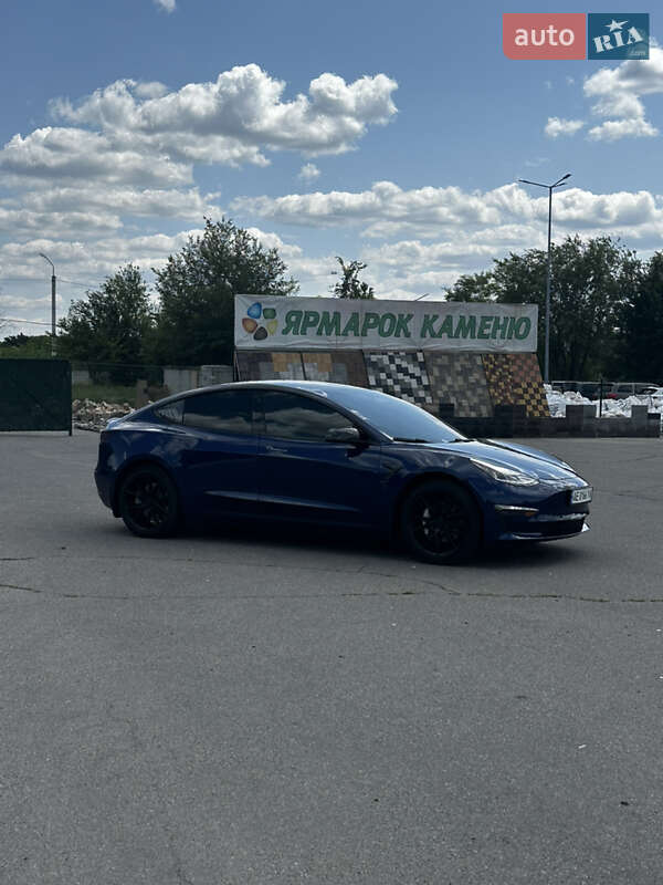 Седан Tesla Model 3 2019 в Днепре