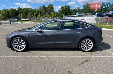 Седан Tesla Model 3 2019 в 