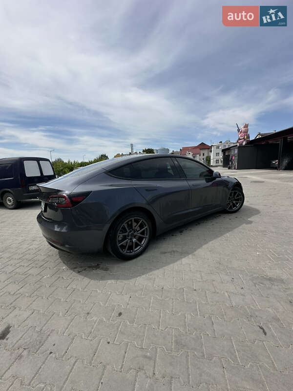 Седан Tesla Model 3 2019 в Львове фото 6 Седан Tesla Model 3 2019 в Львове