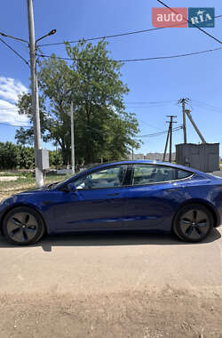 Седан Tesla Model 3 2020 в 