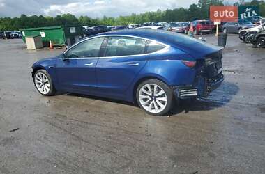 Седан Tesla Model 3 2019 в 