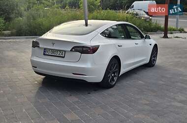 Седан Tesla Model 3 2019 в 