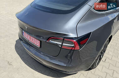 Седан Tesla Model 3 2018 в 