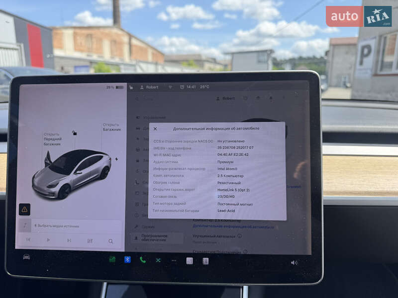 Седан Tesla Model 3 2018 в Луцке