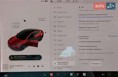 Седан Tesla Model 3 2019 в 