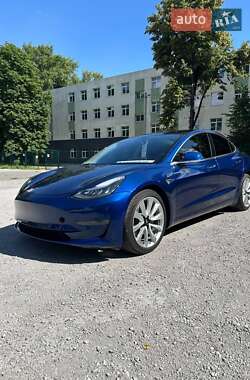 Седан Tesla Model 3 2019 в Каменском