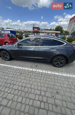 Седан Tesla Model 3 2018 в 