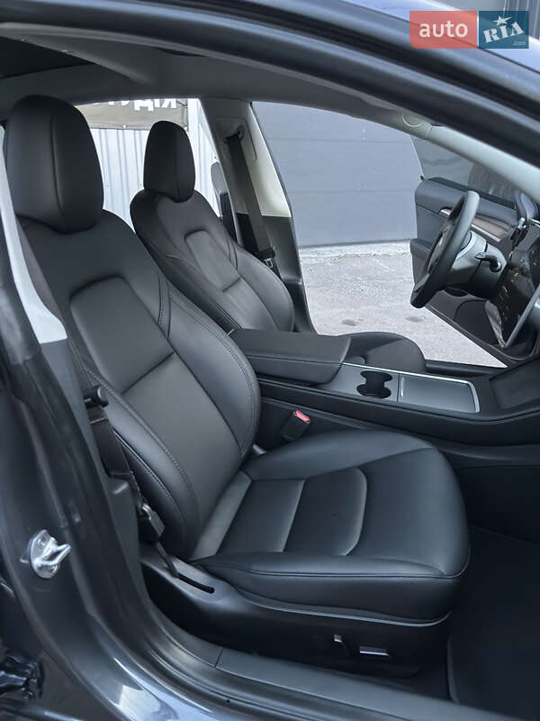 Седан Tesla Model 3 2023 в Белой Церкви