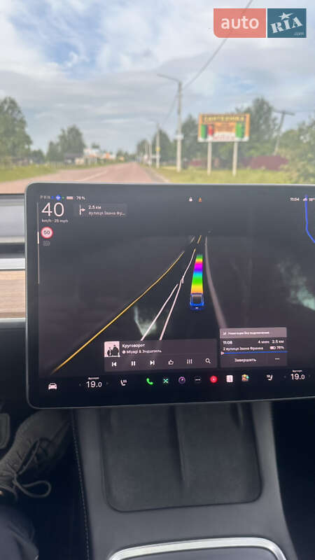 Седан Tesla Model 3 2022 в Києві
