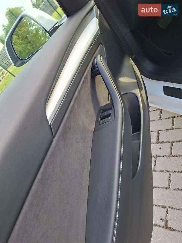 Седан Tesla Model 3 2021 в Львове фото 21 Седан Tesla Model 3 2021 в Львове
