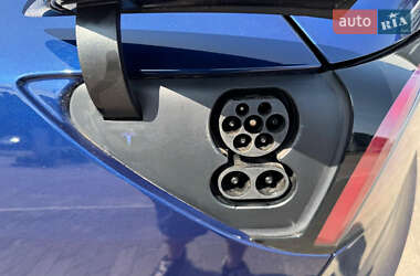 Седан Tesla Model 3 2020 в 